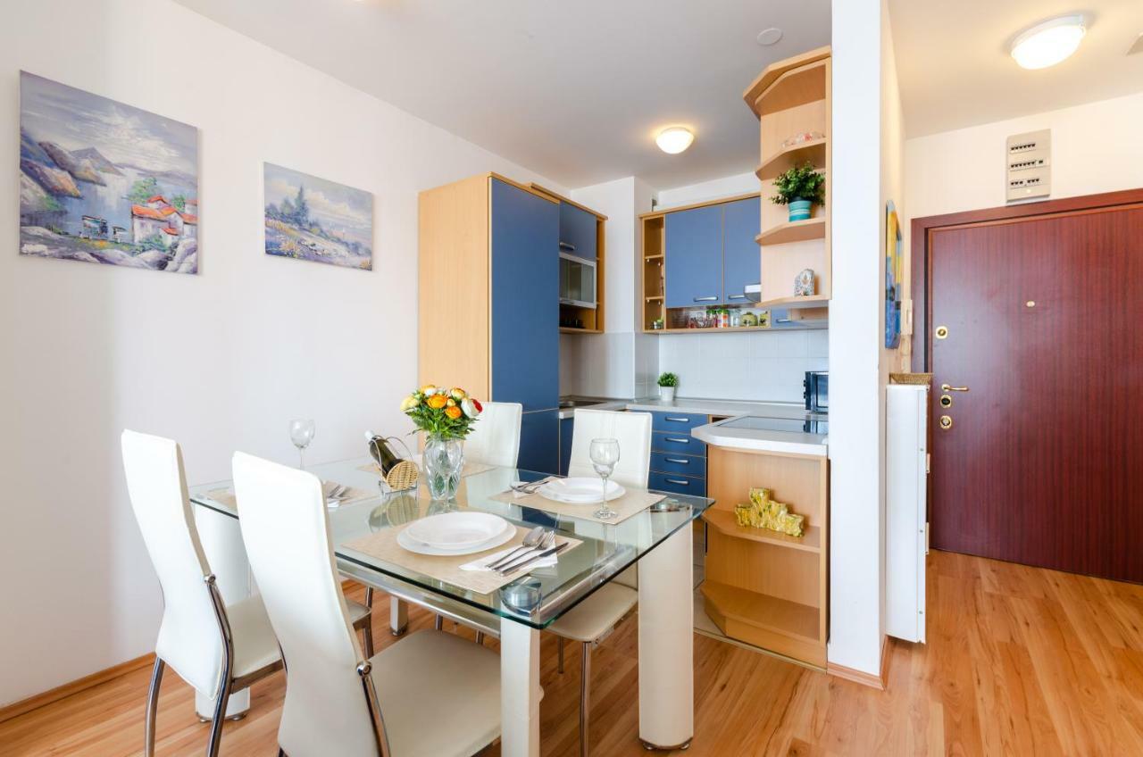 Apartment Tia Crikvenica Eksteriør billede